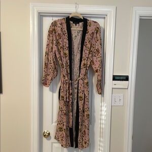 Sanctuary Pink Floral Robe with Black Accents